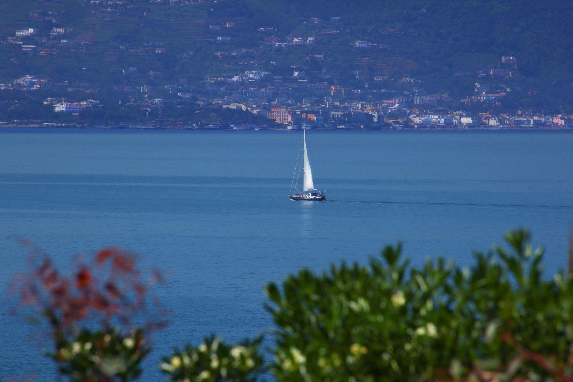 Hotel Solcalante Procida Exterior foto